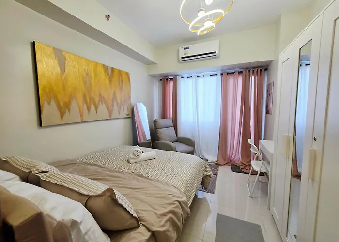 Mall Of Near Airport 4*