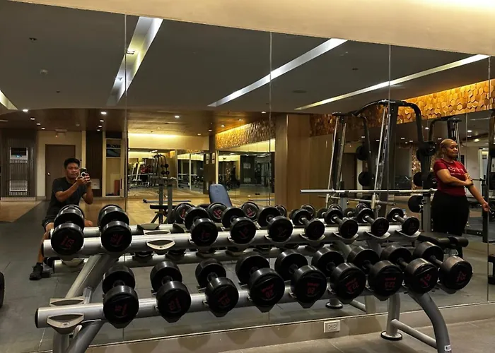 Mall Of Near Airport 4*